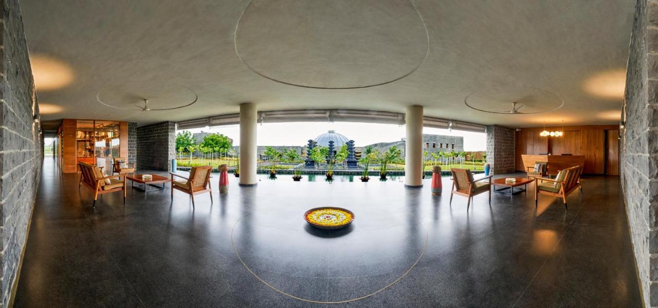נאסיק Viveda Wellness Resort מראה חיצוני תמונה