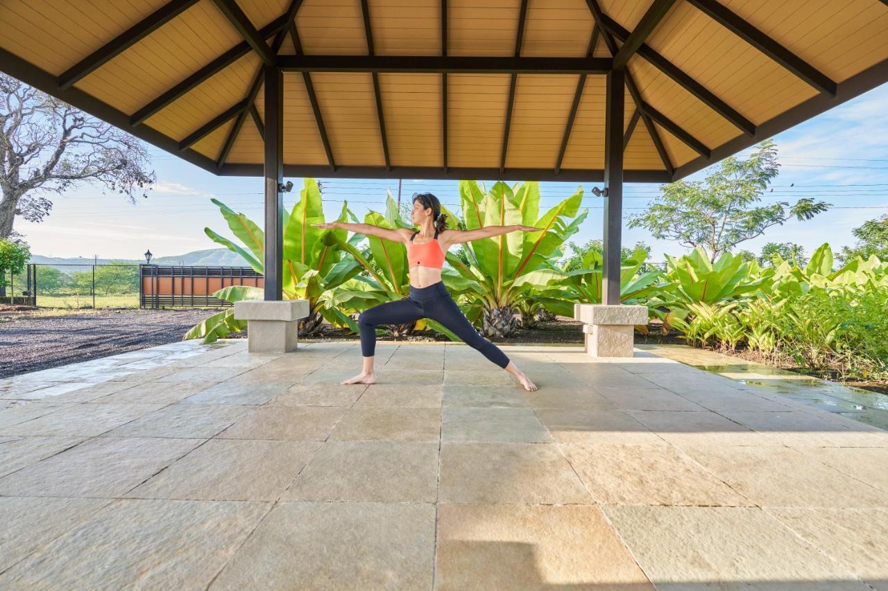 נאסיק Viveda Wellness Resort מראה חיצוני תמונה