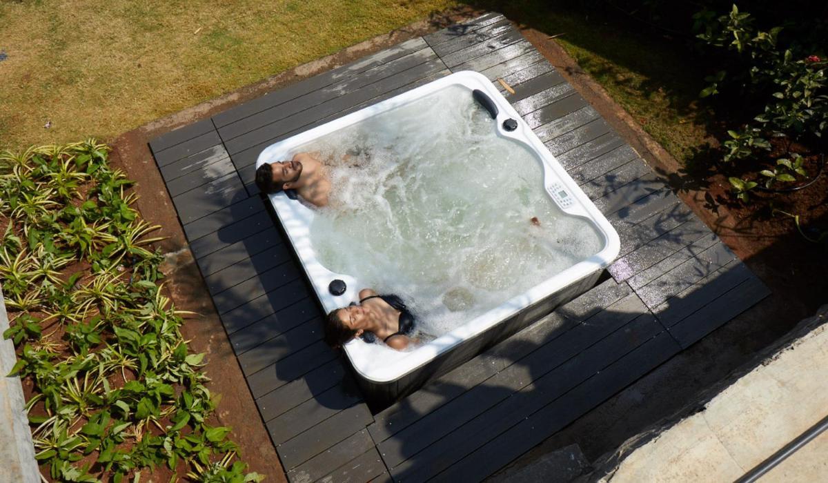 נאסיק Viveda Wellness Resort מראה חיצוני תמונה