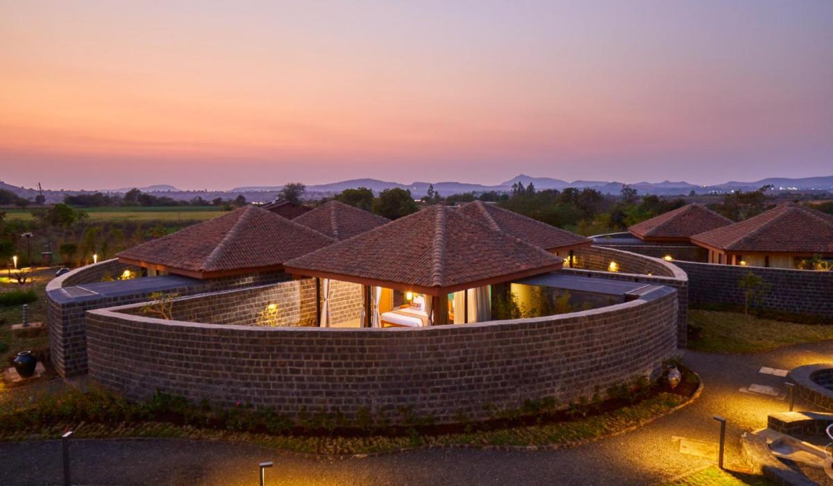 נאסיק Viveda Wellness Resort מראה חיצוני תמונה