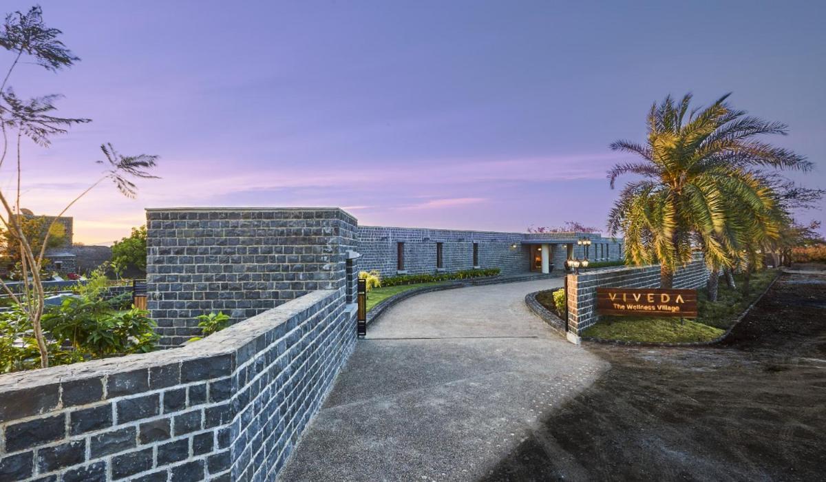 נאסיק Viveda Wellness Resort מראה חיצוני תמונה